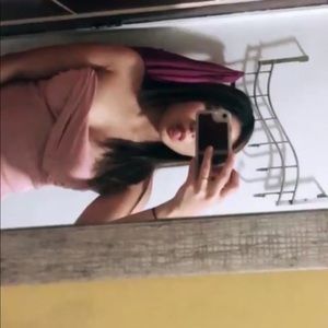 Meet your Posher, Nicca